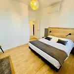 Spacieux & Familial, Climatisation, Hypercentre De Tours, Le Belvedere *