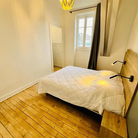 Spacieux & Familial, Climatisation, Hypercentre De Tours, Le Belvedere Apartment *