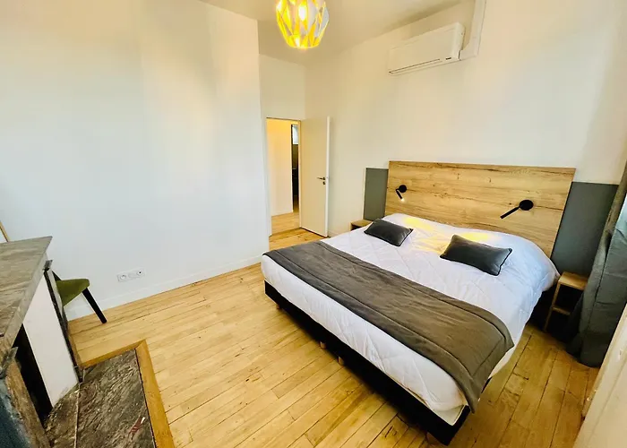 Spacieux & Familial, Climatisation, Hypercentre De Tours, Le Belvedere *